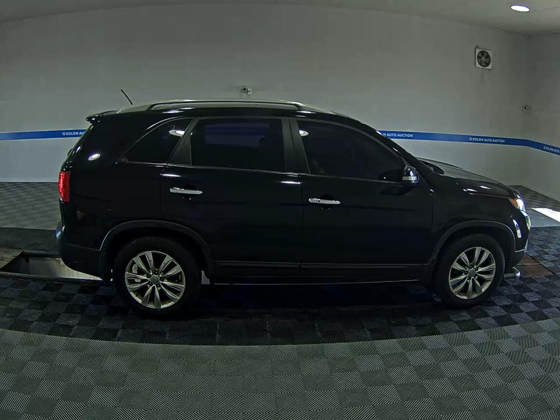 KIA SORENTO R DIESEL 2.2 2WD TLX LUXURY MODEL 2010 - zdjęcie 4