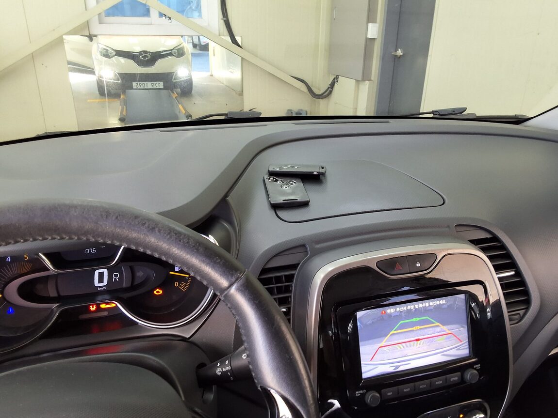 RENAULT (SAMSUNG) QM3 LE 2015 - zdjęcie 25