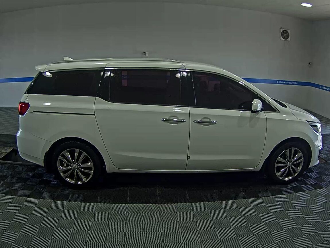 KIA ALL NEW CARNIVAL 9-SEATER DIESEL PRESTIGE 2018 - zdjęcie 4