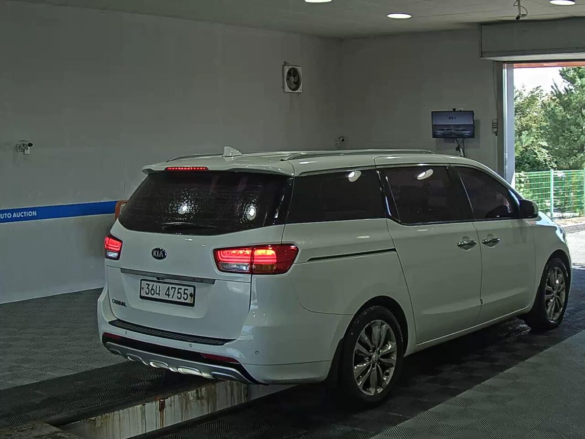 KIA ALL NEW CARNIVAL 9-SEATER DIESEL PRESTIGE 2018 - zdjęcie 5