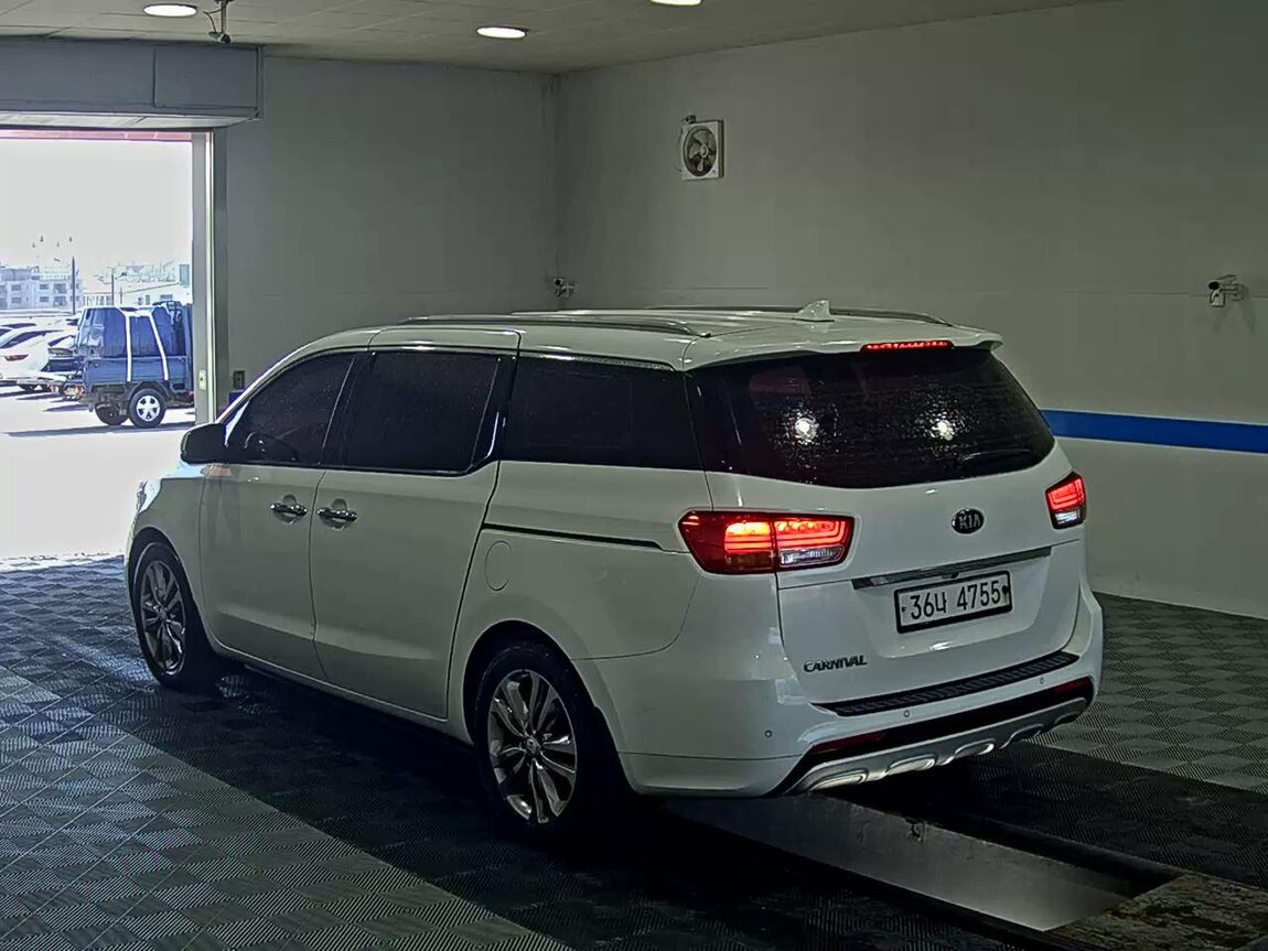 KIA ALL NEW CARNIVAL 9-SEATER DIESEL PRESTIGE 2018 - zdjęcie 6