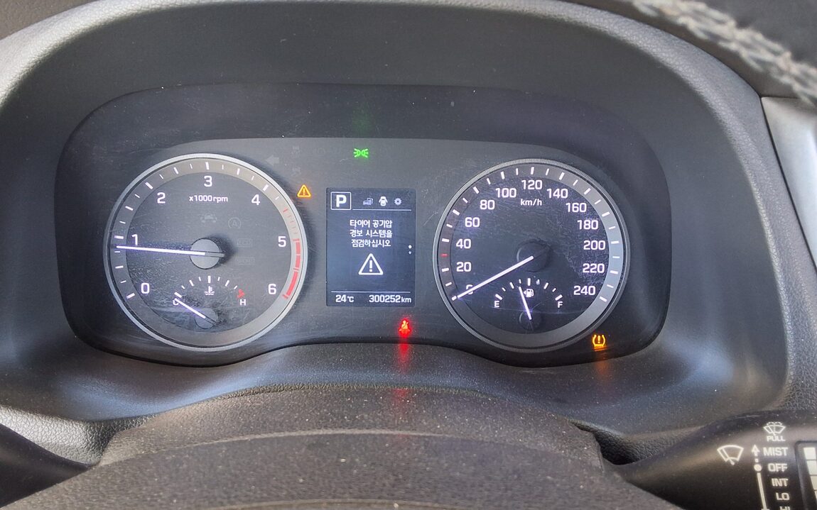HYUNDAI ALL NEW TUCSON DIESEL R2.0 2WD SMART 2018 - zdjęcie 9