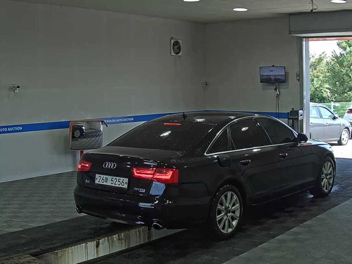 AUDI A6 (4TH GEN) 3.0 TDI QUATTRO LED PACK 2014 - zdjęcie 5