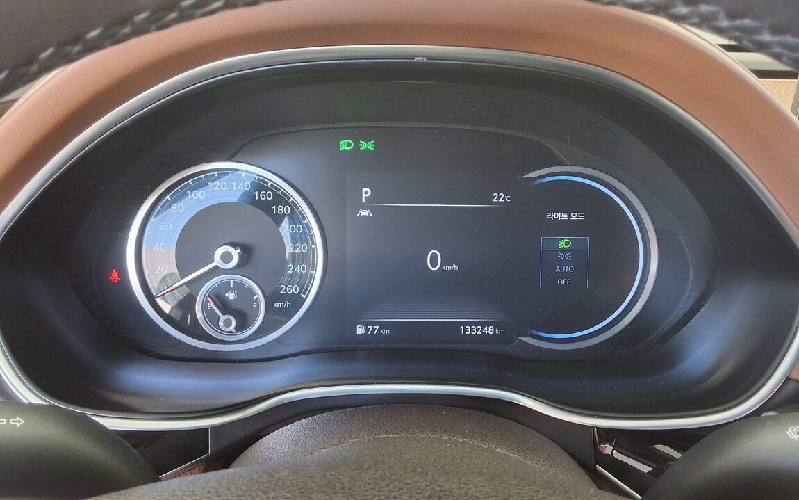 GENESIS THE ALL NEW G80 GASOLINE 2.5 2WD BASE MODEL 2021 - zdjęcie 9