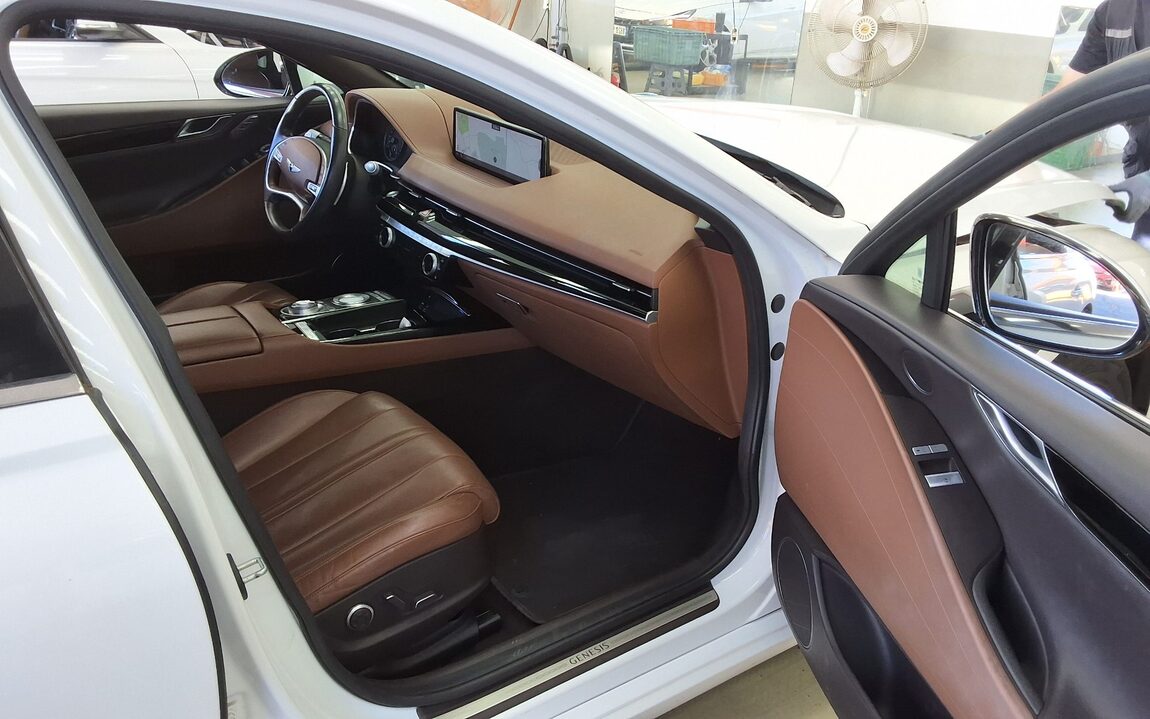 GENESIS THE ALL NEW G80 GASOLINE 2.5 2WD BASE MODEL 2021 - zdjęcie 14