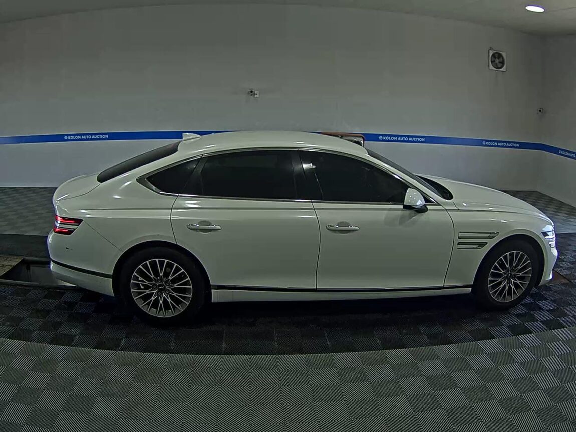 GENESIS THE ALL NEW G80 GASOLINE 2.5 2WD BASE MODEL 2021 - zdjęcie 4