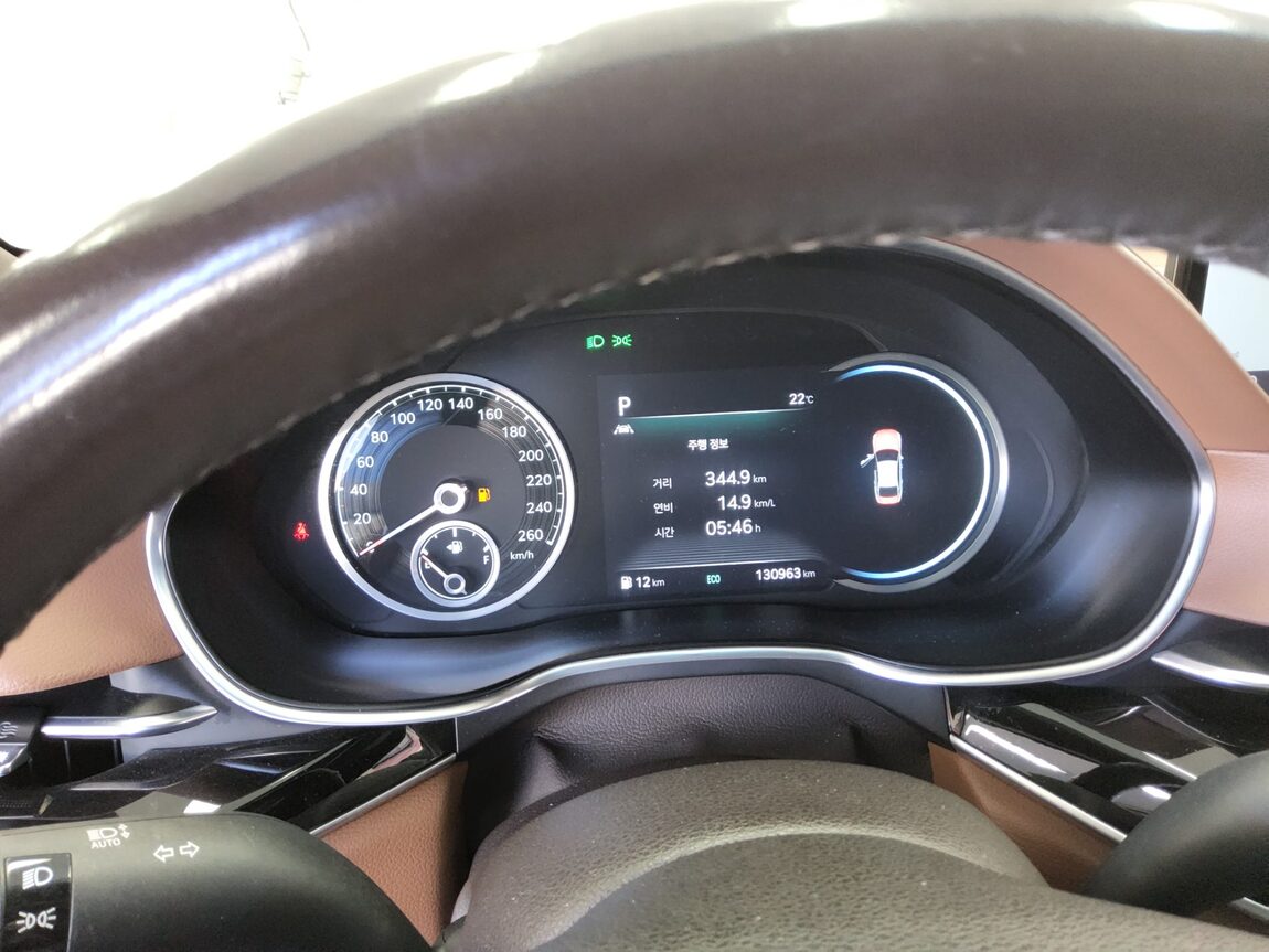 GENESIS THE ALL NEW G80 GASOLINE 2.5 2WD BASE MODEL 2021 - zdjęcie 9