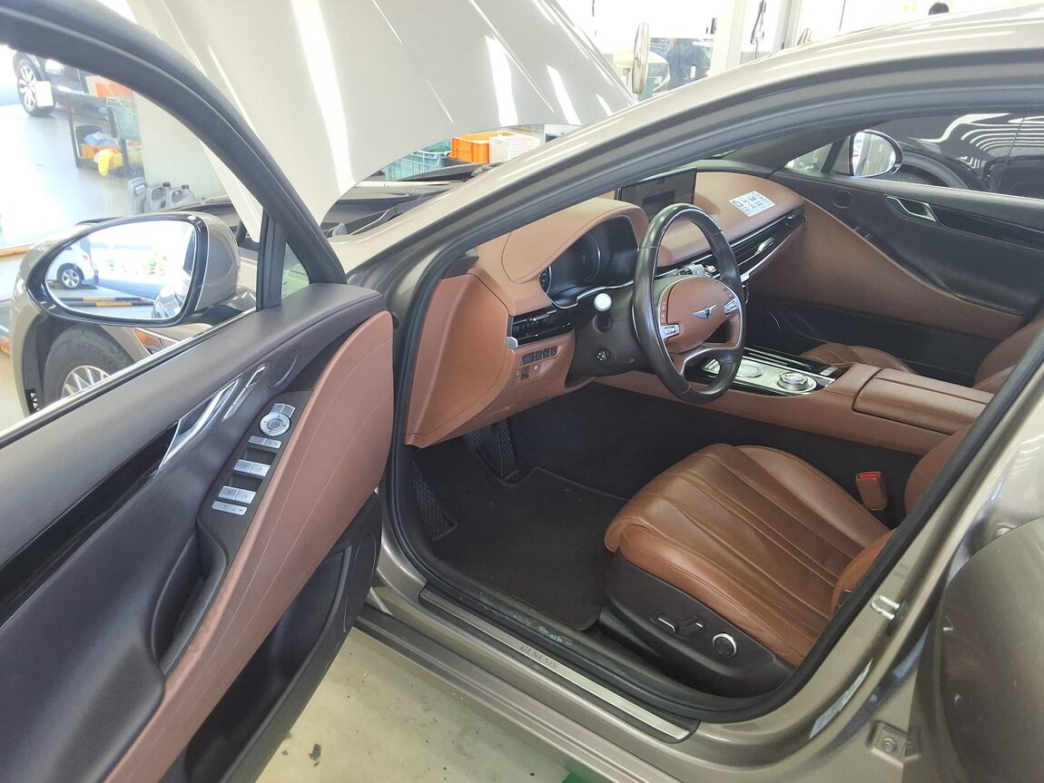 GENESIS THE ALL NEW G80 GASOLINE 2.5 2WD BASE MODEL 2021 - zdjęcie 11
