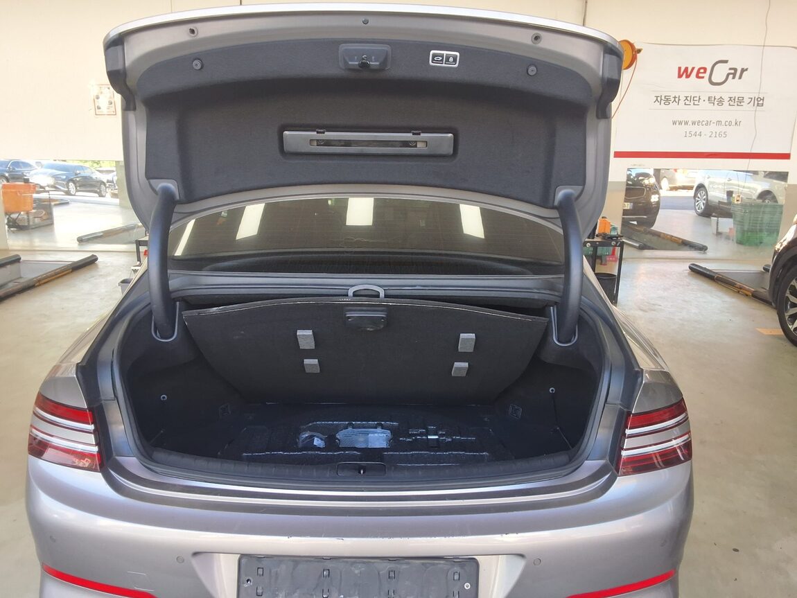 GENESIS THE ALL NEW G80 GASOLINE 2.5 2WD BASE MODEL 2021 - zdjęcie 16