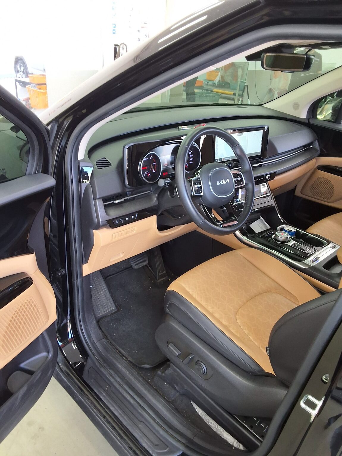 KIA NEW CARNIVAL (KA4) 9-SEATER DIESEL NOBLESSE 2023 - zdjęcie 10