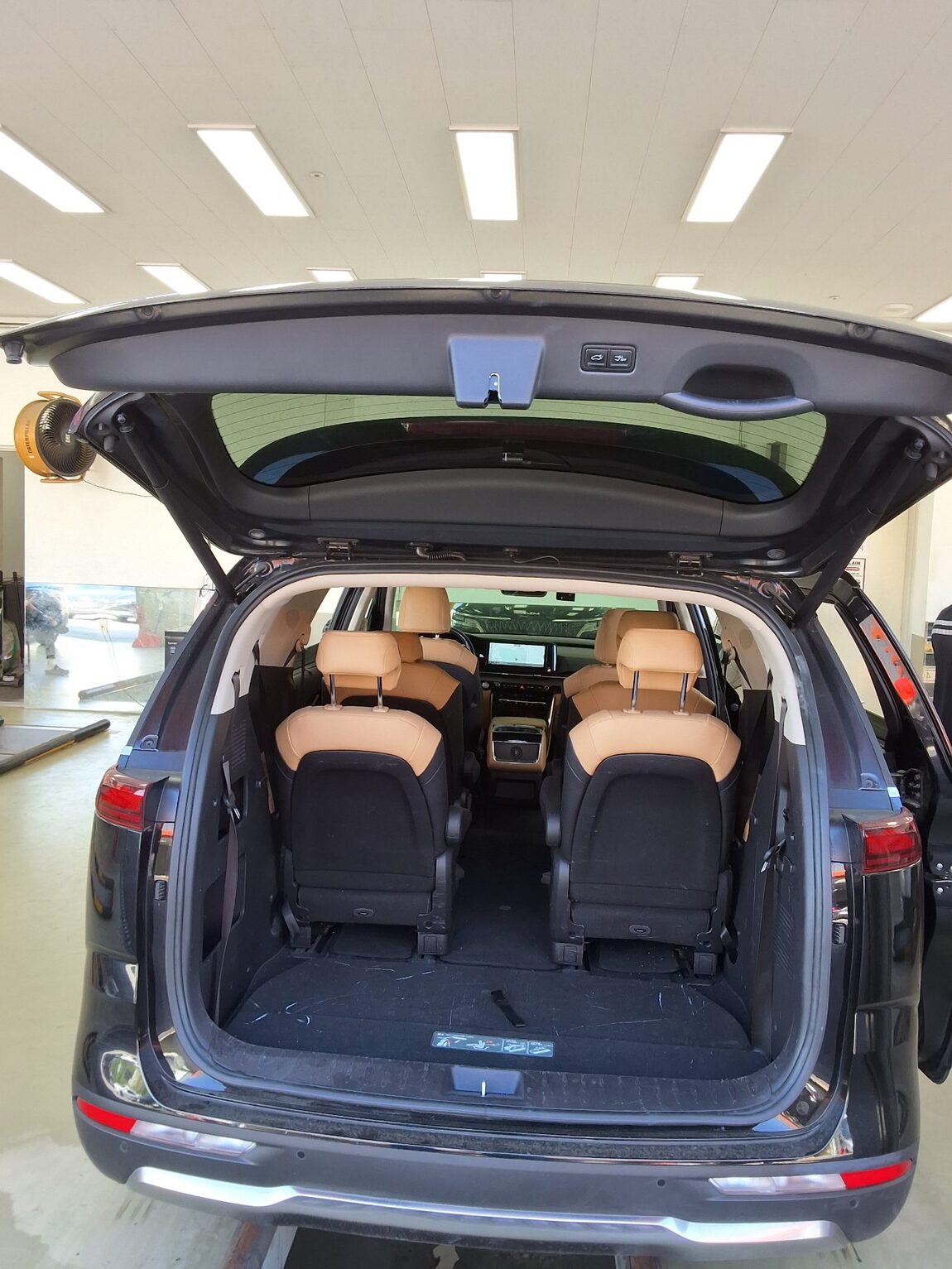 KIA NEW CARNIVAL (KA4) 9-SEATER DIESEL NOBLESSE 2023 - zdjęcie 15