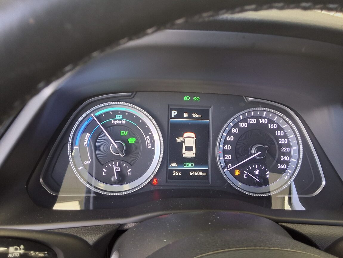 HYUNDAI SONATA (DN8) HYBRID 2.0 HEV MODERN 2022 - zdjęcie 9