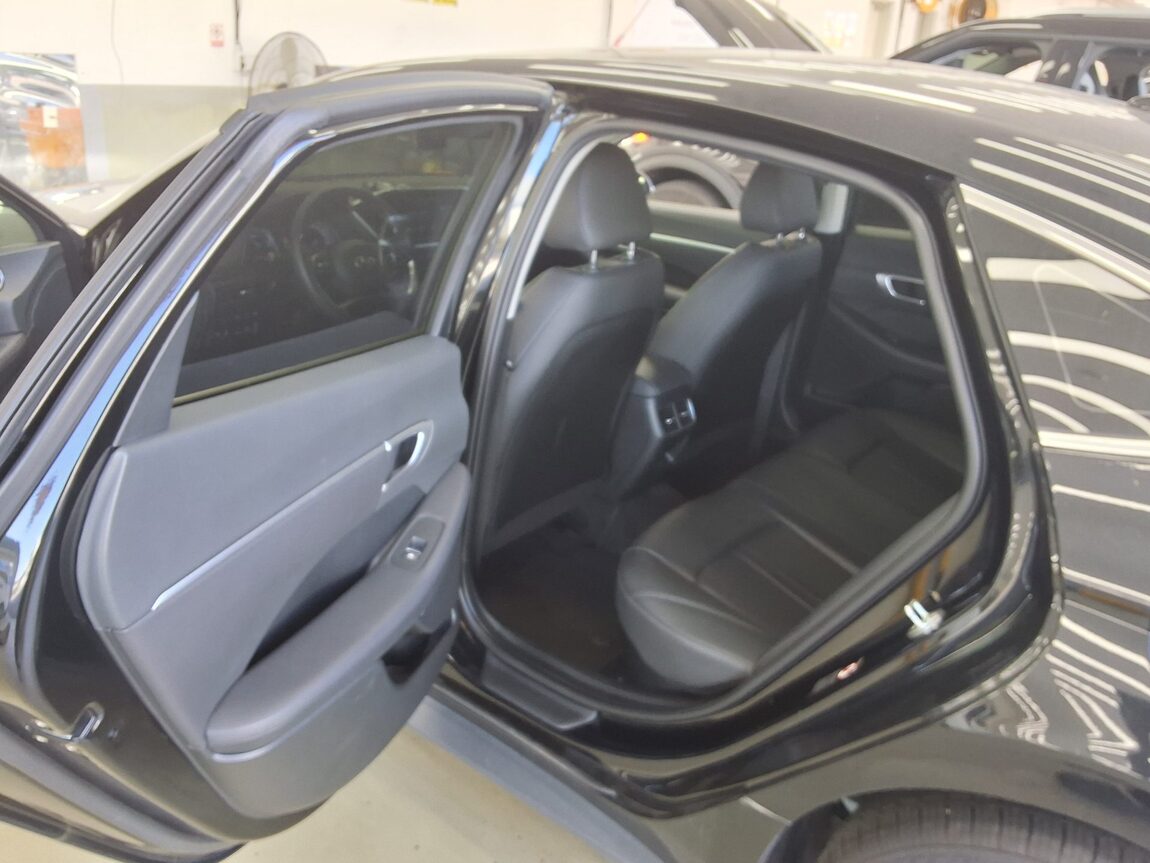 HYUNDAI SONATA (DN8) HYBRID 2.0 HEV MODERN 2022 - zdjęcie 12