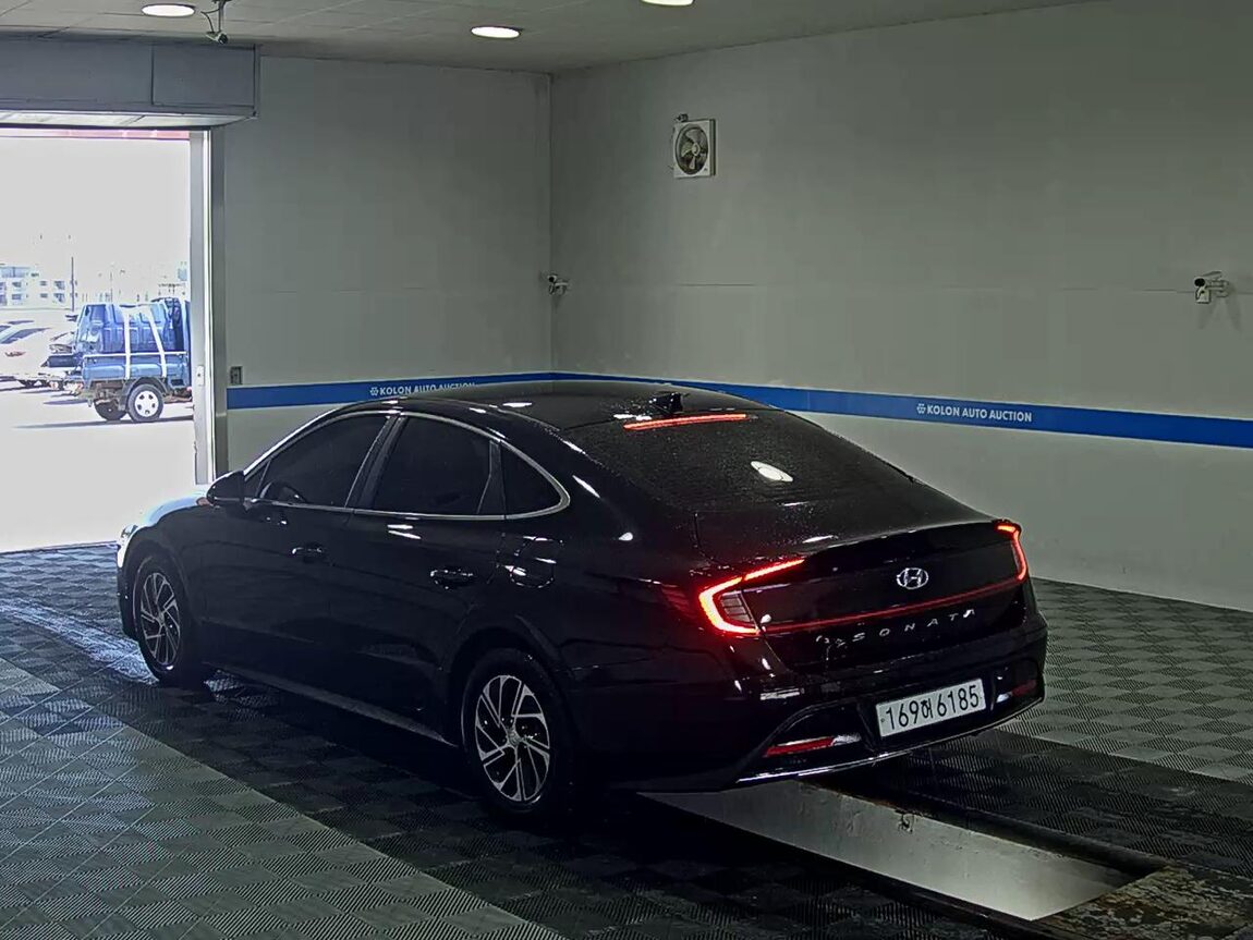 HYUNDAI SONATA (DN8) HYBRID 2.0 HEV MODERN 2022 - zdjęcie 6