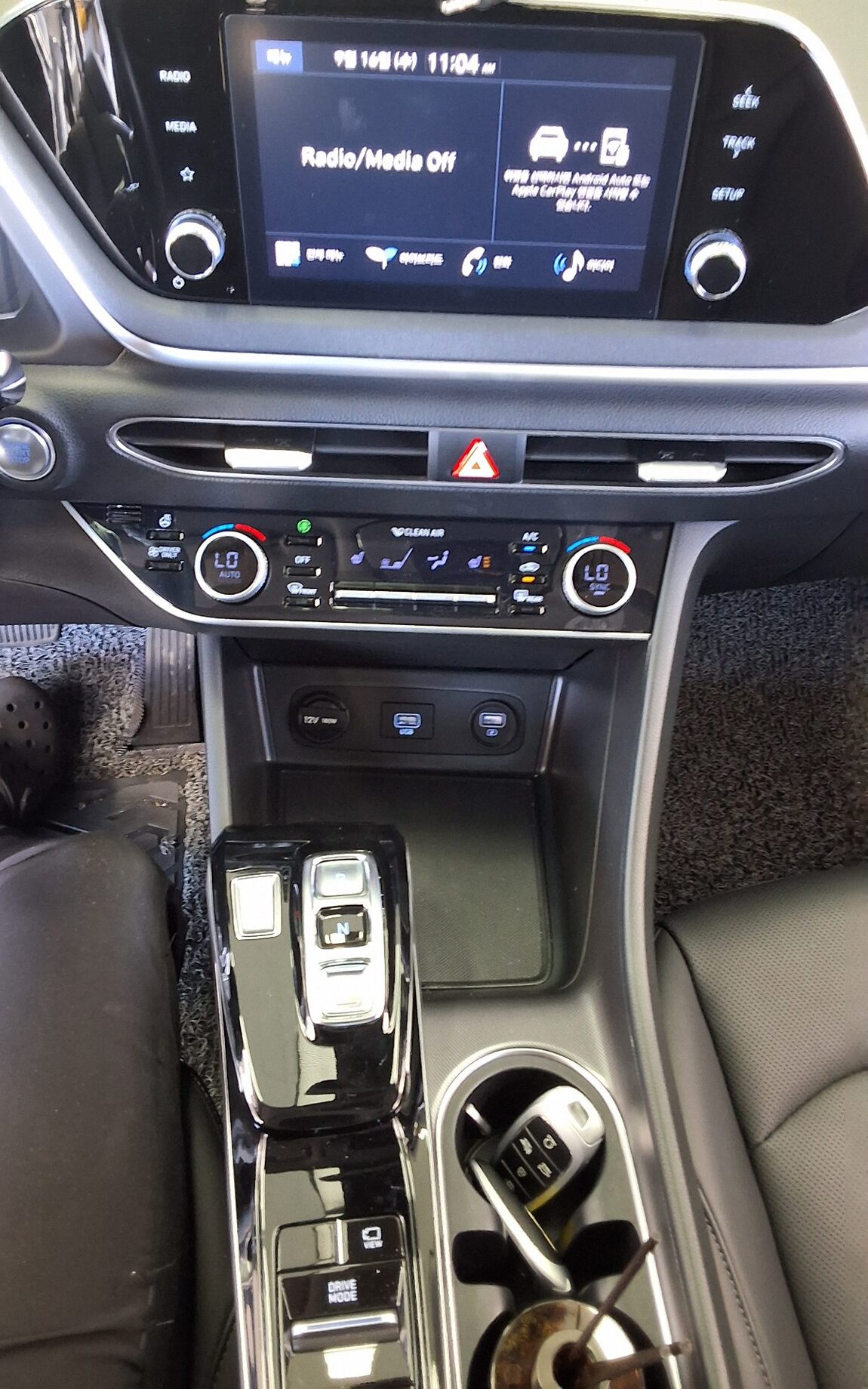 HYUNDAI SONATA (DN8) HYBRID 2.0 HEV MODERN 2022 - zdjęcie 18