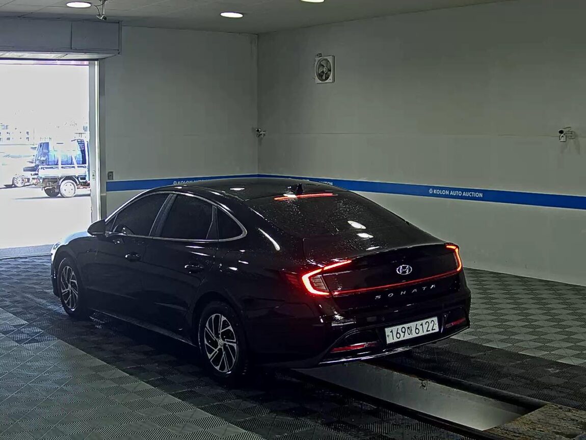 HYUNDAI SONATA (DN8) HYBRID 2.0 HEV MODERN 2022 - zdjęcie 6