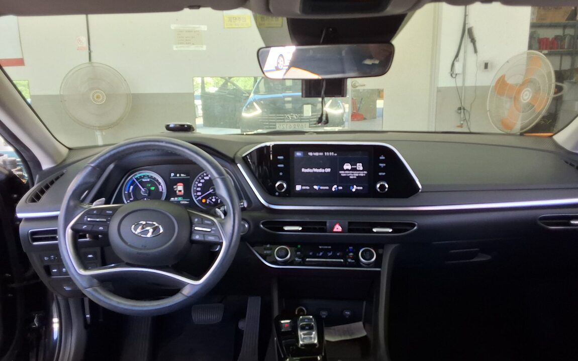 HYUNDAI SONATA (DN8) HYBRID 2.0 HEV MODERN 2022 - zdjęcie 11