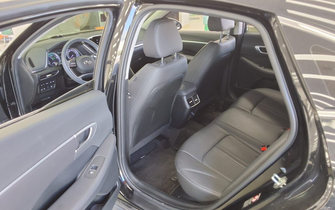 HYUNDAI SONATA (DN8) HYBRID 2.0 HEV MODERN 2022 - zdjęcie 12