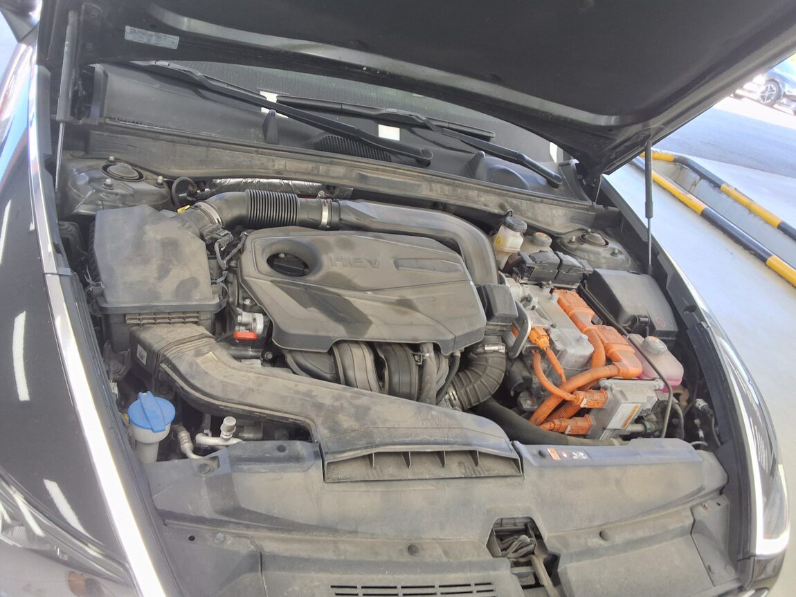 HYUNDAI SONATA (DN8) HYBRID 2.0 HEV MODERN 2022 - zdjęcie 19