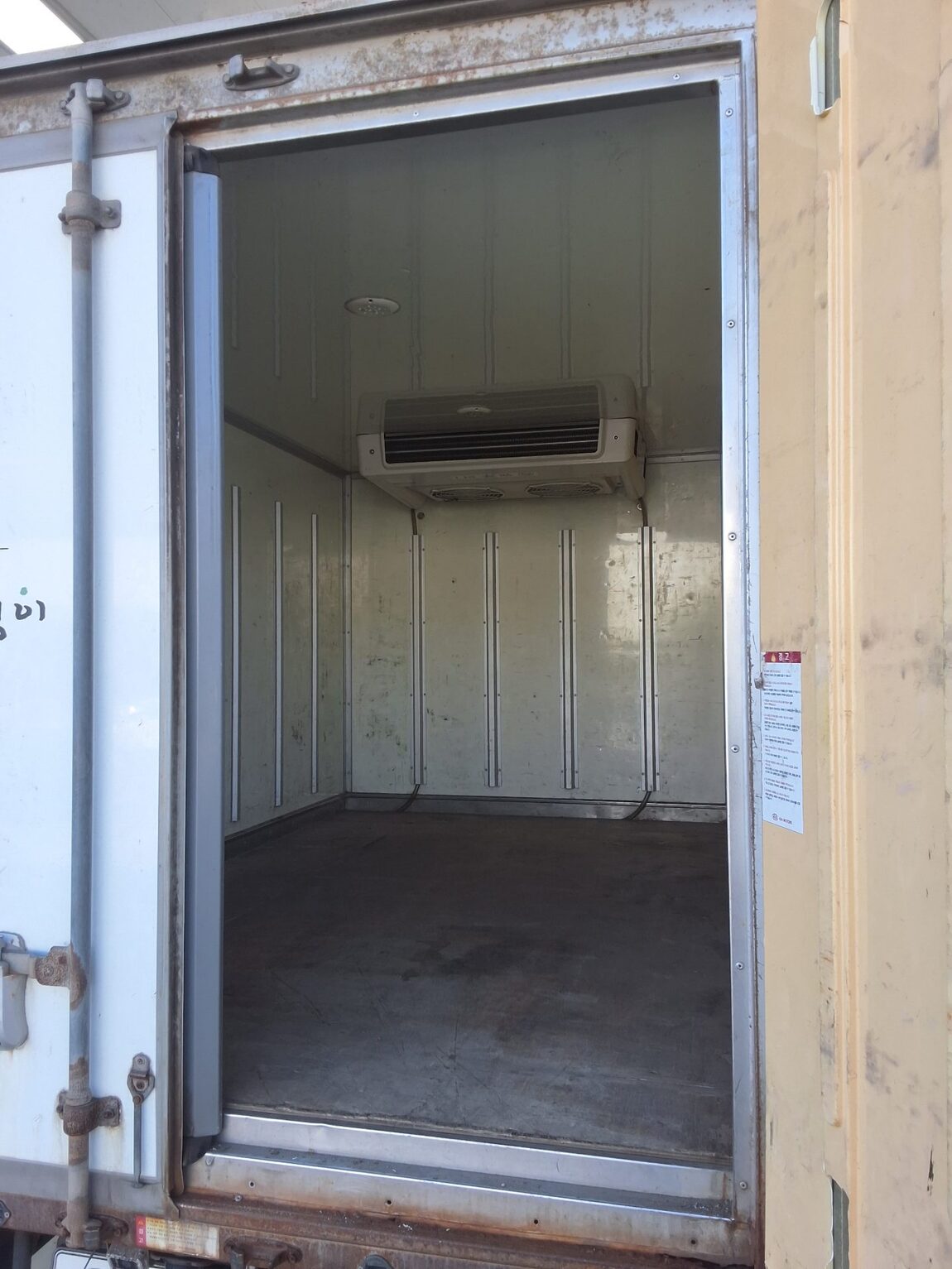KIA BONGO III CARGO FREEZER BOX TRUCK 1 TON KING CAB 2019 - zdjęcie 14