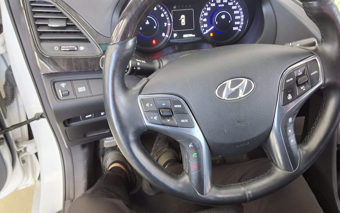 HYUNDAI GRANDEUR HG HG 300 PREMIUM 2016 - zdjęcie 17