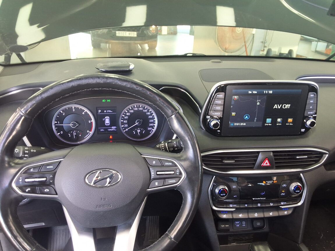 HYUNDAI SANTA FE (TM) R2.0 2WD EXCLUSIVE 2019 - zdjęcie 18