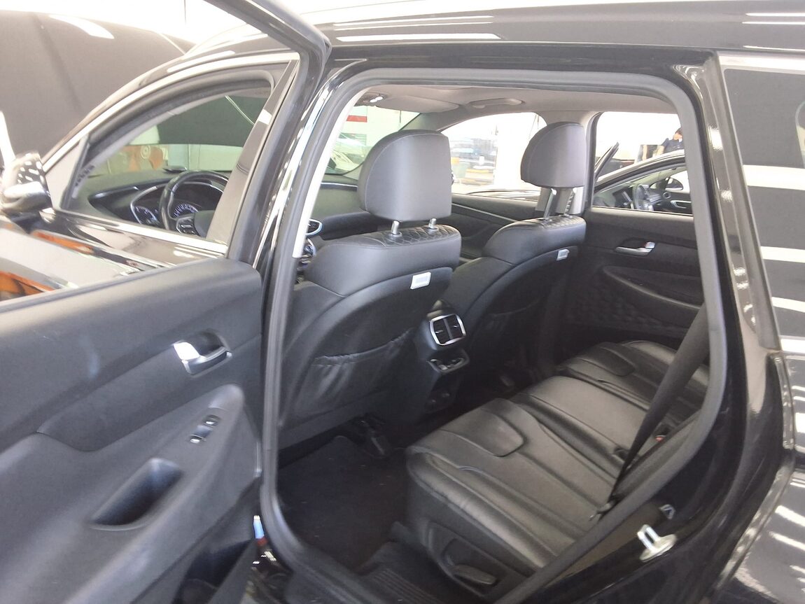 HYUNDAI SANTA FE (TM) R2.0 2WD EXCLUSIVE 2019 - zdjęcie 13
