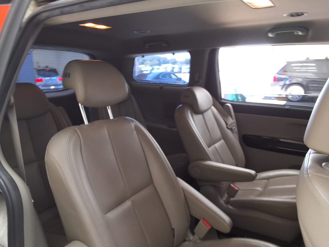 KIA THE NEW CARNIVAL 9-SEATER DIESEL NOBLESSE SPECIAL 2019 - zdjęcie 14