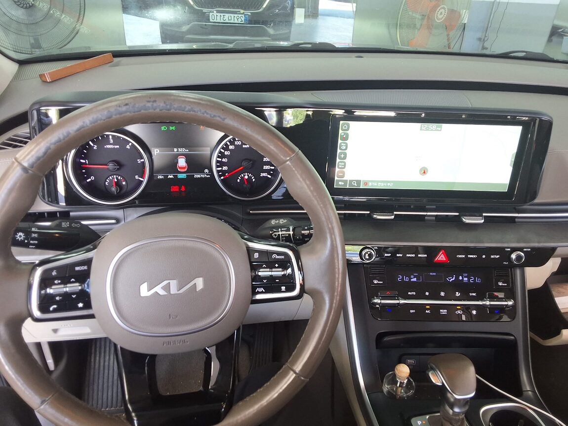 KIA NEW CARNIVAL (KA4) 9-SEATER DIESEL PRESTIGE 2022 - zdjęcie 18