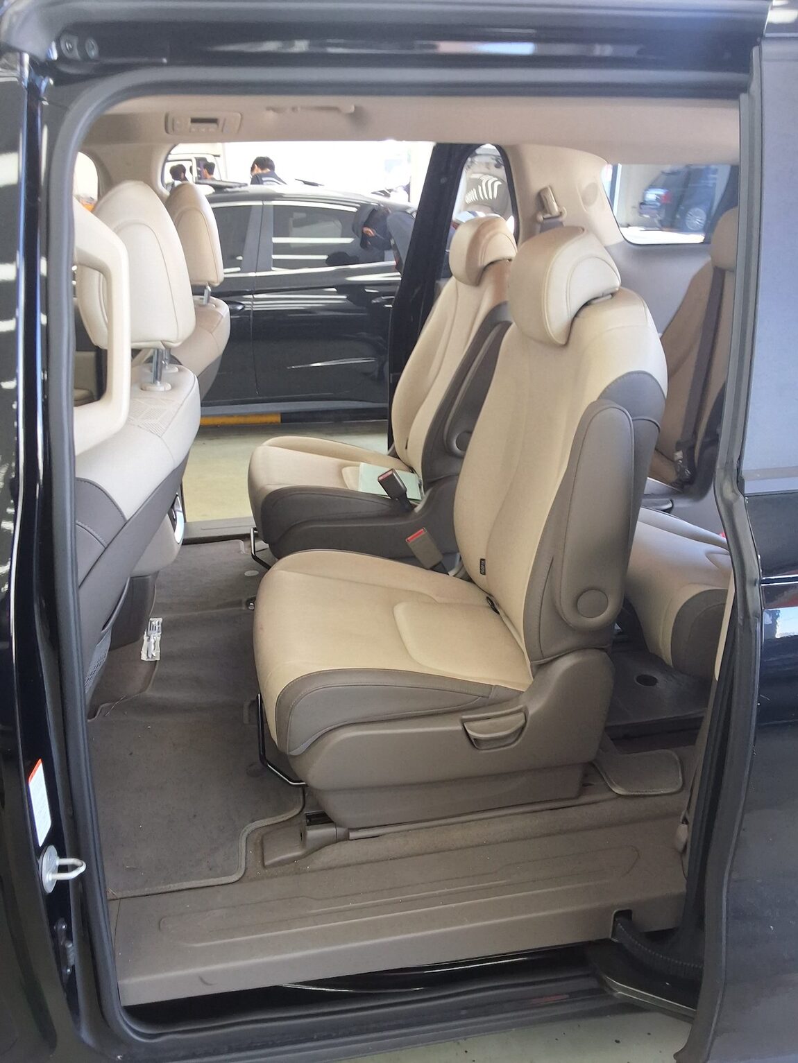KIA NEW CARNIVAL (KA4) 9-SEATER DIESEL PRESTIGE 2022 - zdjęcie 13