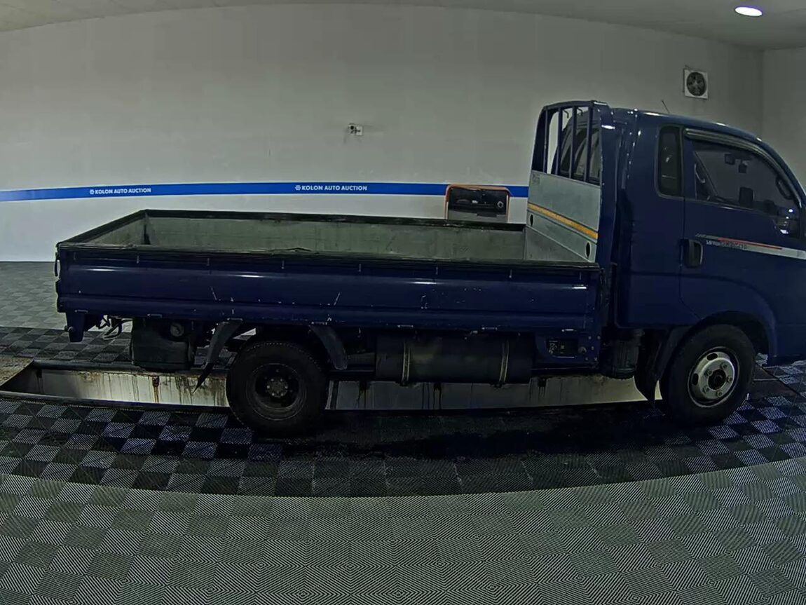 KIA THE NEW BONGO III CARGO 1.2 TON KING CAB EXTRA LONG WHEELBASE GL 2023 - zdjęcie 4