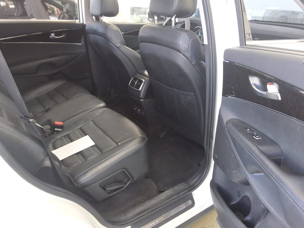 KIA ALL NEW SORENTO R2.2 2WD NOBLESSE SPECIAL 2015 - zdjęcie 14