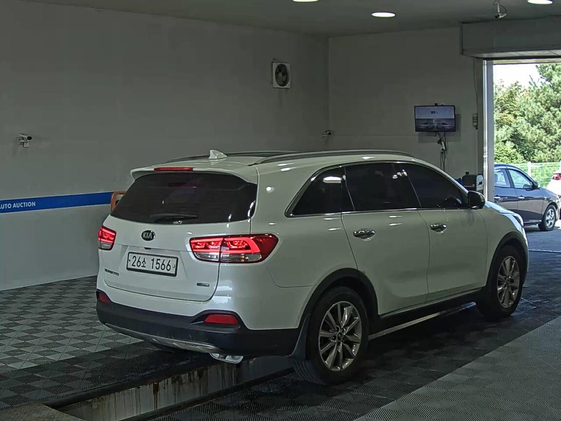 KIA ALL NEW SORENTO R2.2 2WD NOBLESSE SPECIAL 2015 - zdjęcie 5