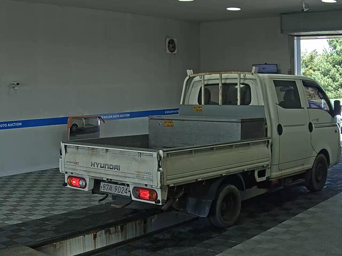 HYUNDAI PORTER II CRDi DOUBLE CAB EXTRA LONG WHEELBASE SUPER 2017 - zdjęcie 5