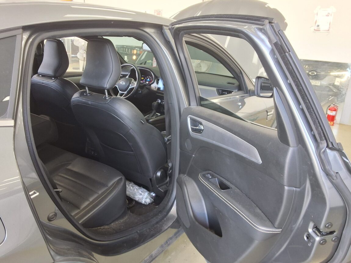 RENAULT (SAMSUNG) XM3 1.6 GTe RE 2024 - zdjęcie 13