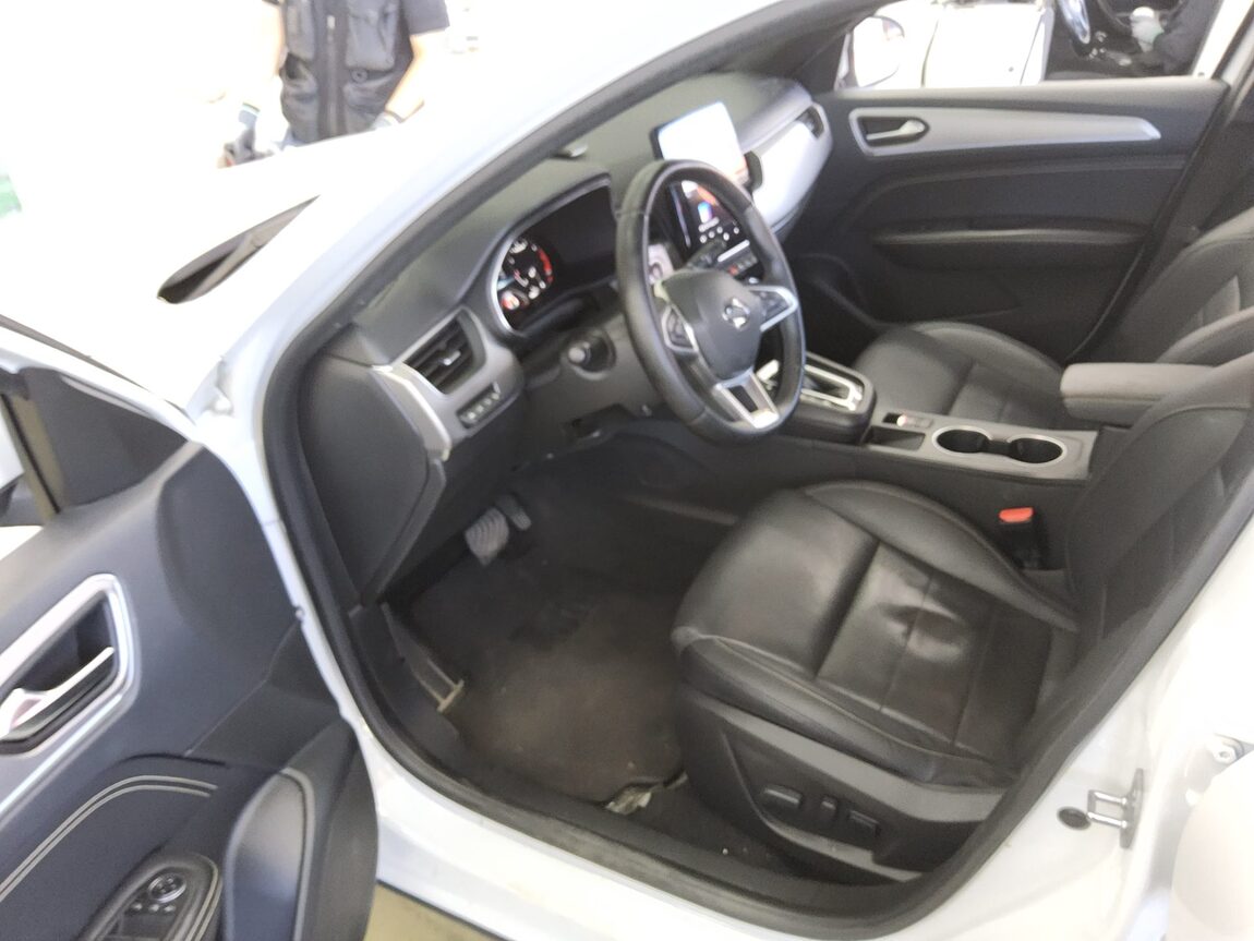 RENAULT (SAMSUNG) XM3 1.6 GTe INSPIRE 2024 - zdjęcie 10