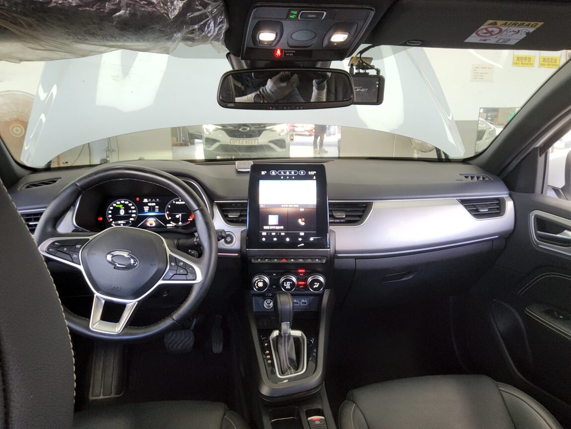 RENAULT (SAMSUNG) XM3 1.6 GTe INSPIRE 2024 - zdjęcie 11