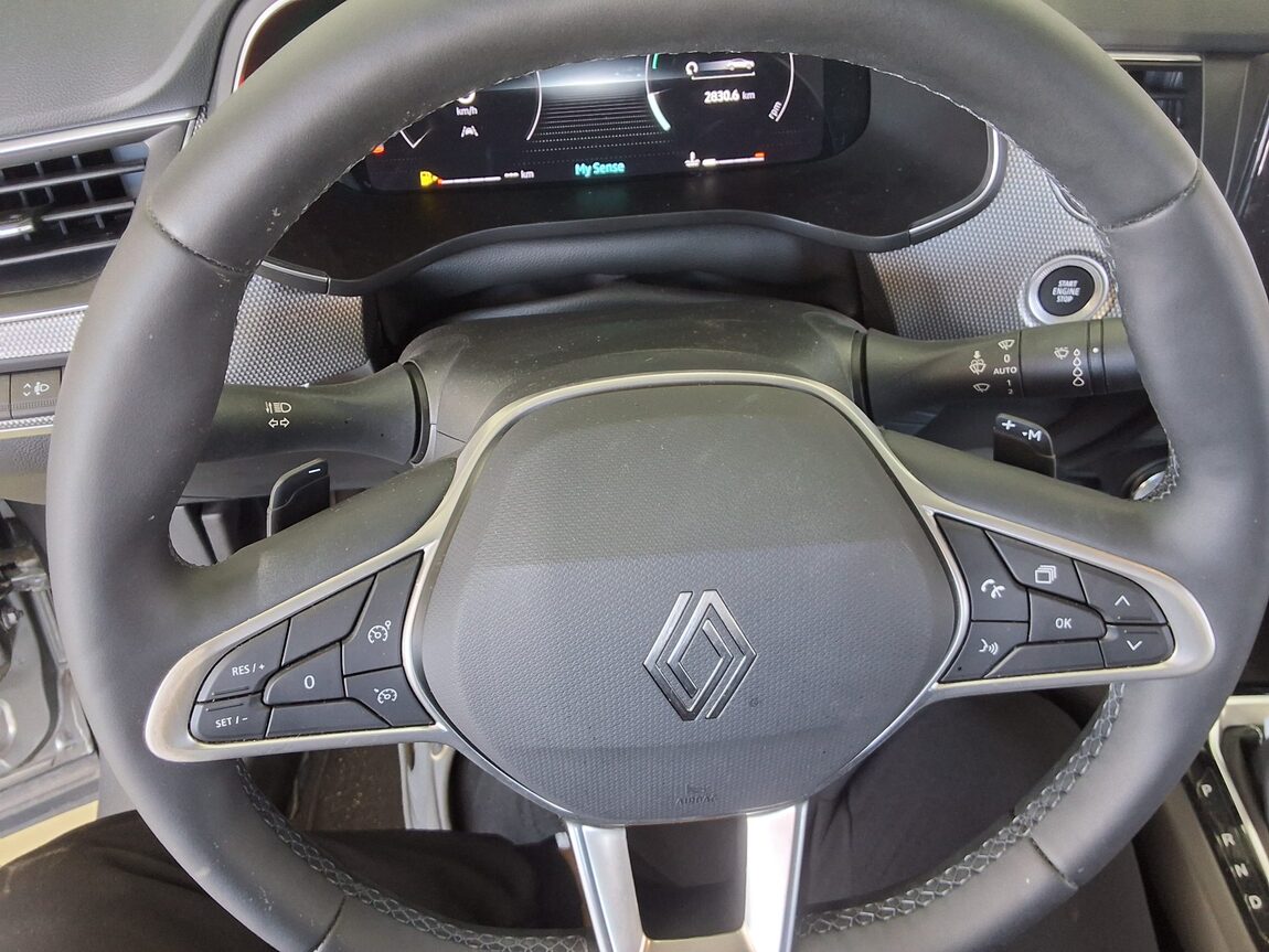 RENAULT (SAMSUNG) ARKANA 1.6 GTe ICONIC 2026 - zdjęcie 17