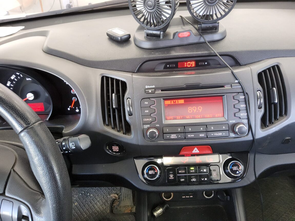 KIA SPORTAGE R DIESEL R2.0 4WD TLX LUXURY MODEL 2011 - zdjęcie 17