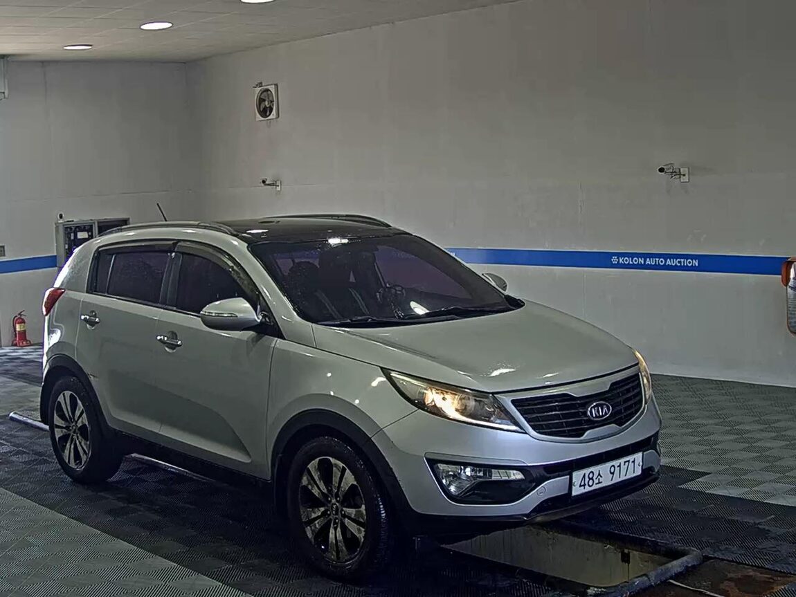 KIA SPORTAGE R DIESEL R2.0 4WD TLX LUXURY MODEL 2011 - zdjęcie 3