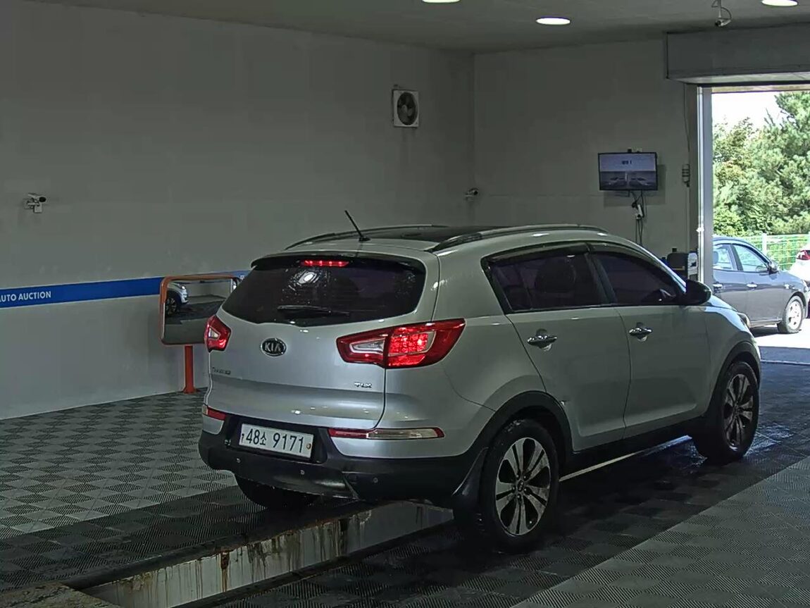 KIA SPORTAGE R DIESEL R2.0 4WD TLX LUXURY MODEL 2011 - zdjęcie 5