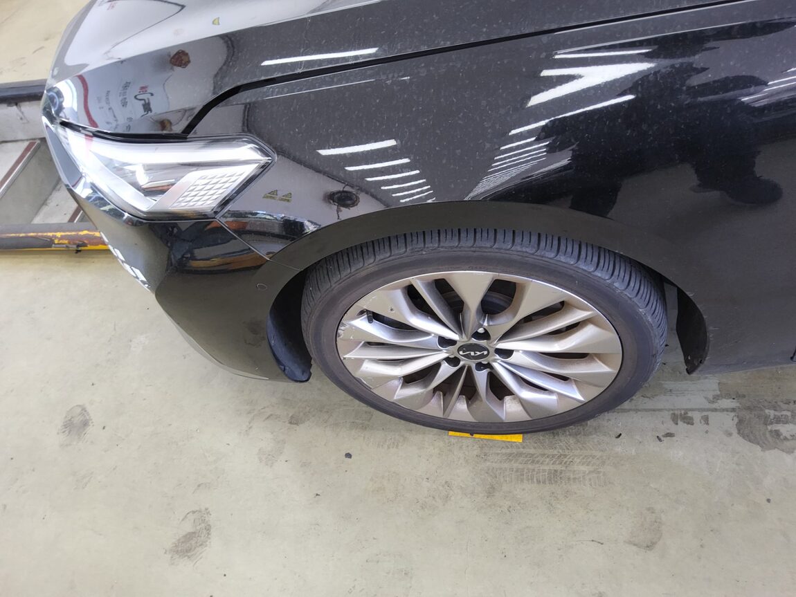 KIA K8 3.5 GDI 4WD PLATINUM 2022 - zdjęcie 23