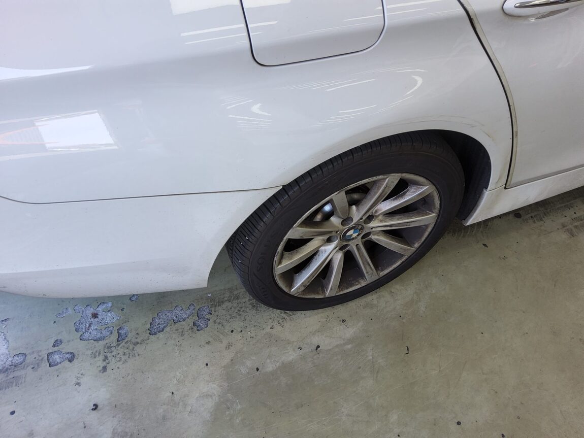 BMW 5 SERIES (6TH GEN) 528i 2014 - zdjęcie 25