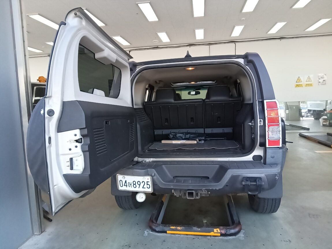 HUMMER H3 3.5 2006 - zdjęcie 23