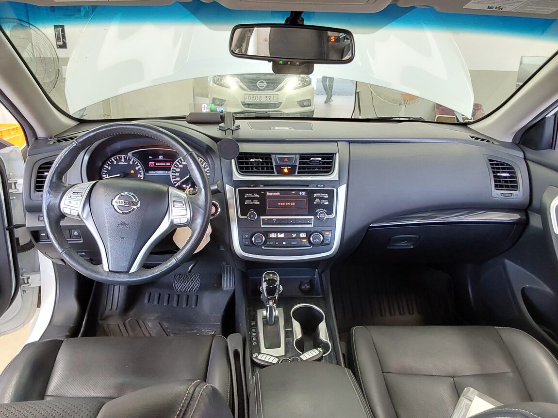 NISSAN ALTIMA (2ND GEN) 2017 - zdjęcie 11