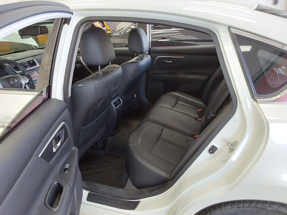 NISSAN ALTIMA (2ND GEN) 2017 - zdjęcie 12
