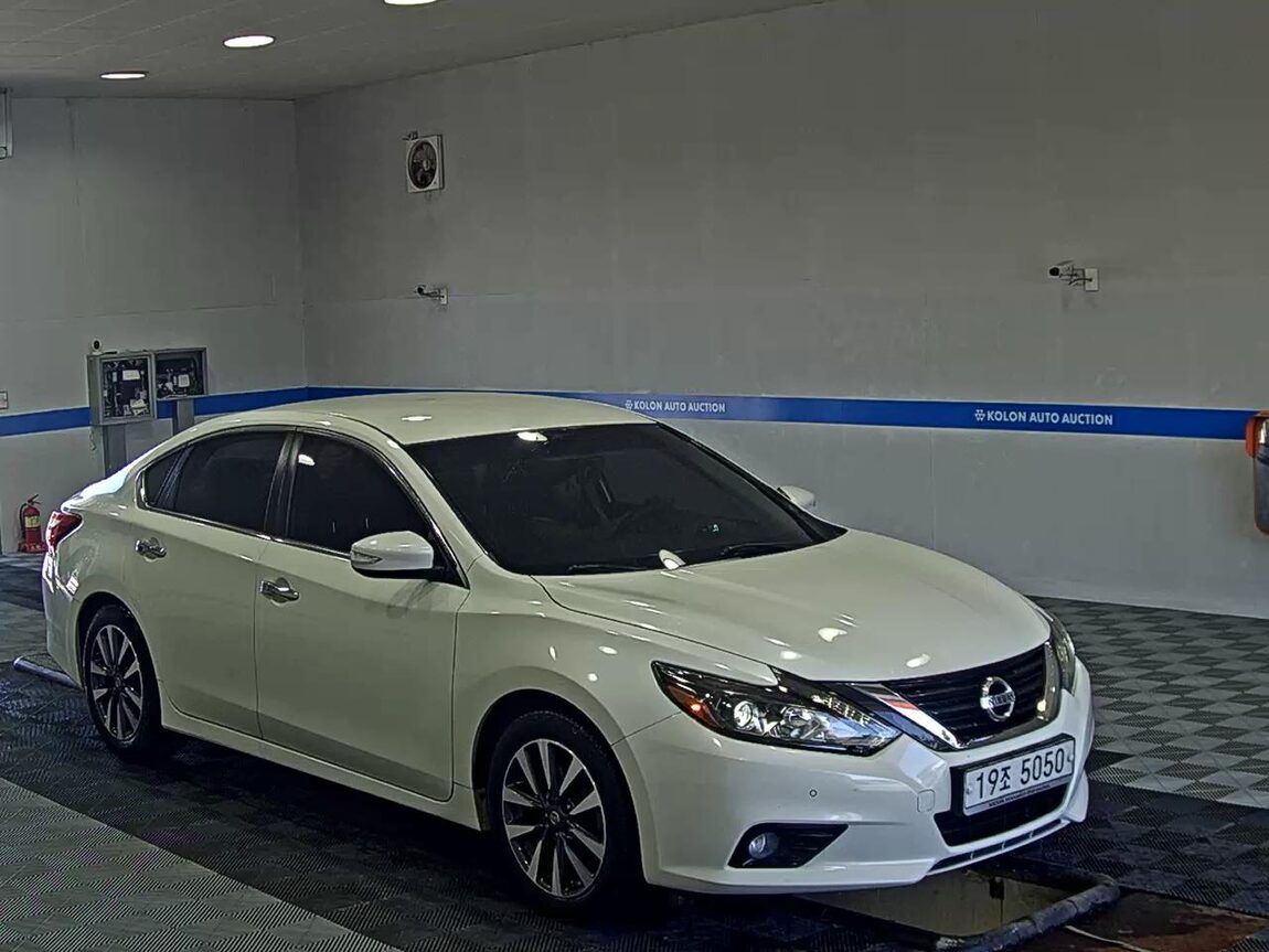 NISSAN ALTIMA (2ND GEN) 2017 - zdjęcie 3