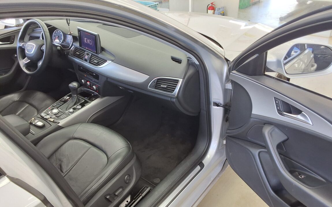 AUDI A6 (4TH GEN) 2.0 TFSI 2012 - zdjęcie 14
