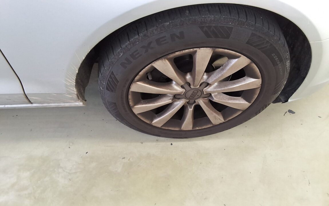 AUDI A6 (4TH GEN) 2.0 TFSI 2012 - zdjęcie 25