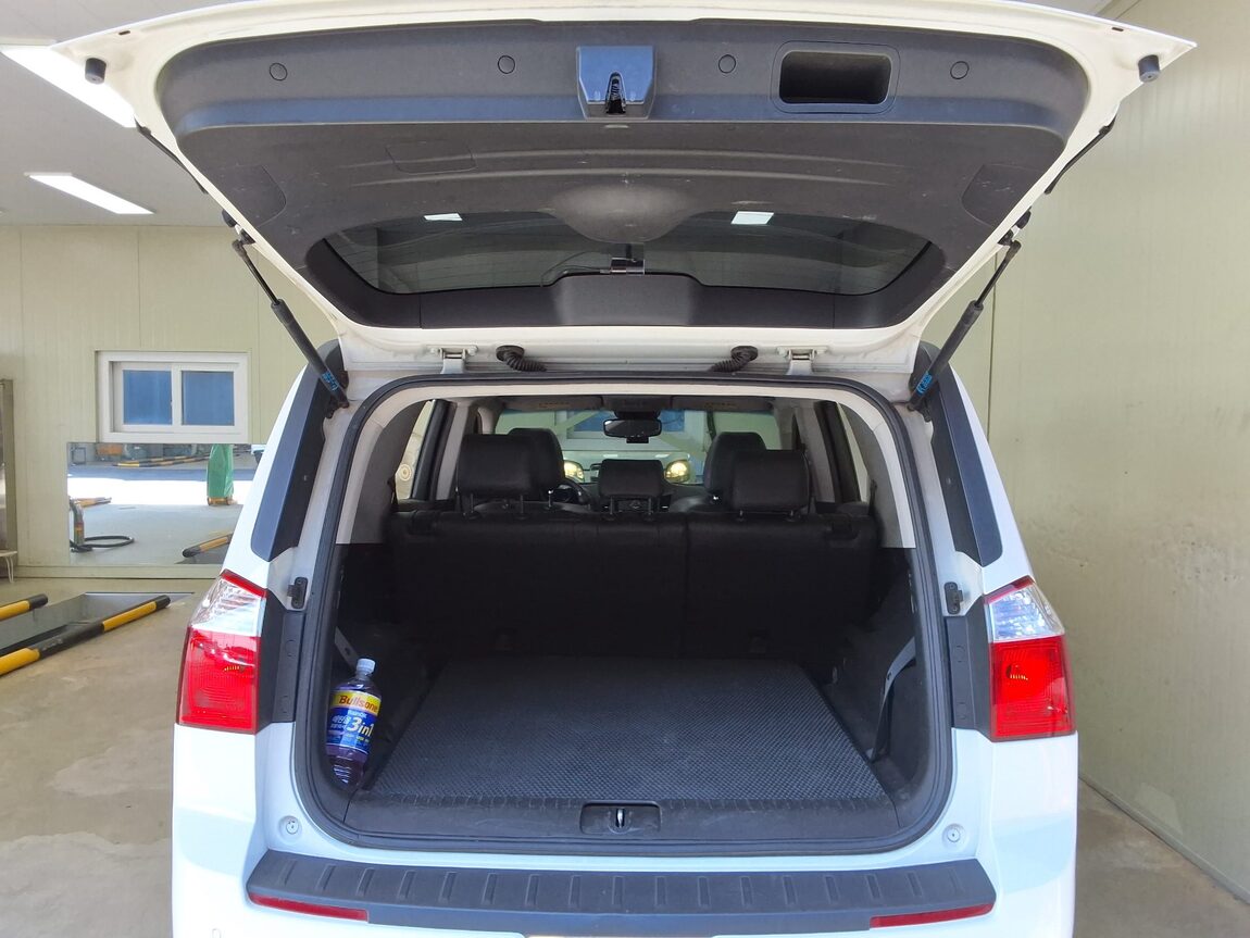 CHEVROLET (DAEWOO) ORLANDO 2.0 DIESEL LTZ PREMIUM 2012 - zdjęcie 16